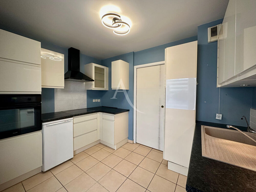 Appartement Mainvilliers 3 pièces 66m2 proche gare