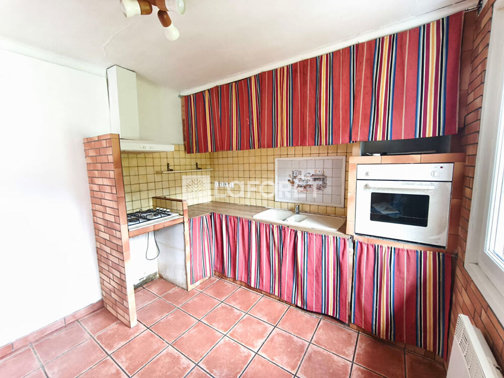 À vendre à Arles sur tech Appartement de 55m² au 3eme et dernier étage avec vue dégagée sur la nature.