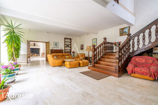  Maison � vendre 7 pi�ces 240 m�