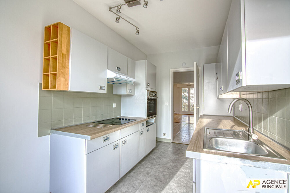 � vendre  Appartement Versailles (78000)