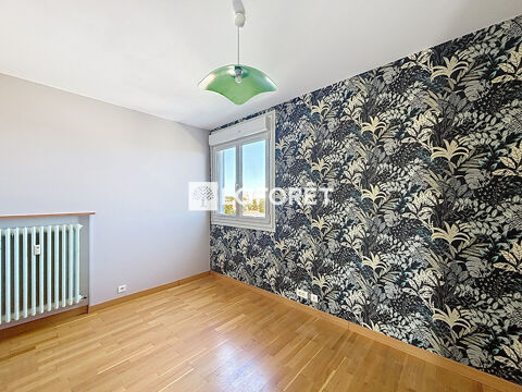  Appartement � louer 4 pi�ces 66 m�