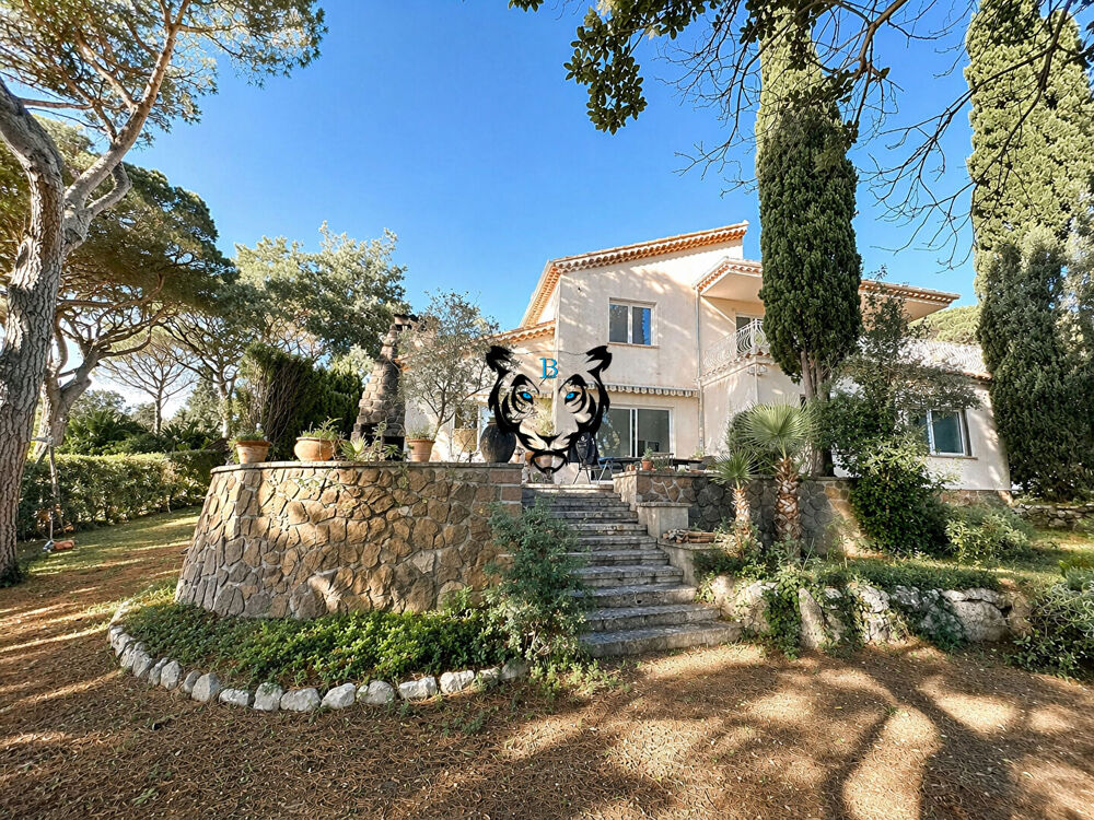 � vendre  Maison Les Issambres (83380)