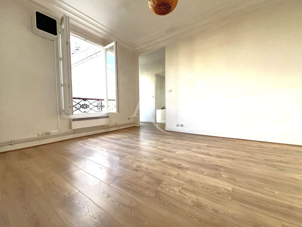Vente Appartement À deux pas du métro Voltaire, un 2 pièces au calme Paris 11