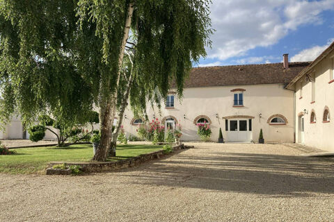 A VENDRE ! Domaine de r&eacute;ception avec activit&eacute; | Murs et fonds de commerce | Saint-Pierre-du-Perray (91) 990000 91480 Quincy sous senart