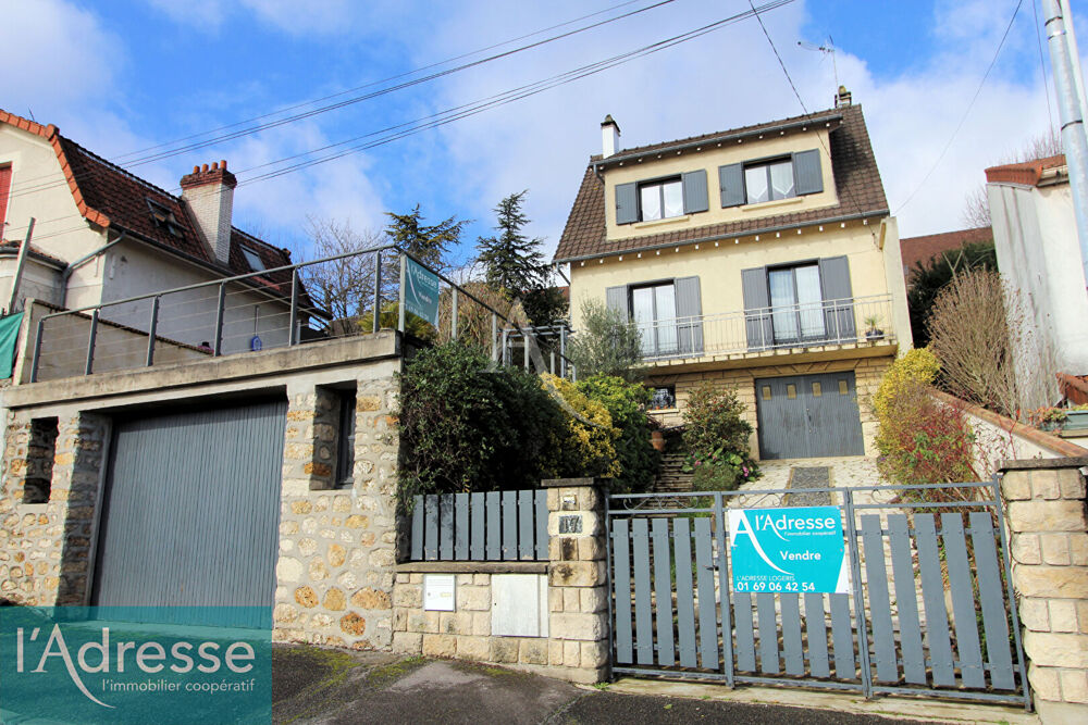 Vente Maison Maison familiale avec sous-sol total dans un secteur recherché de Savigny-sur-Orge. Savigny sur orge
