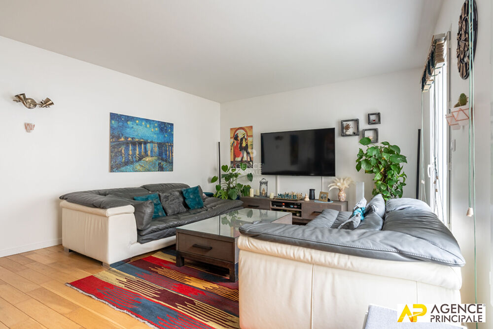Vente Appartement Appartement  5 pièce(s) 106 m2  Carrez - 125 m²  au sol  -  Petit parc Maisons laffitte
