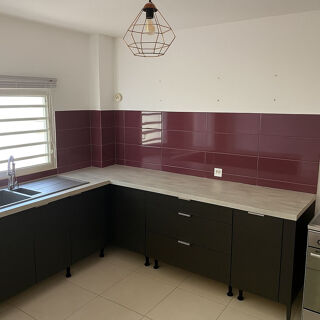  Appartement � vendre 3 pi�ces 77 m�