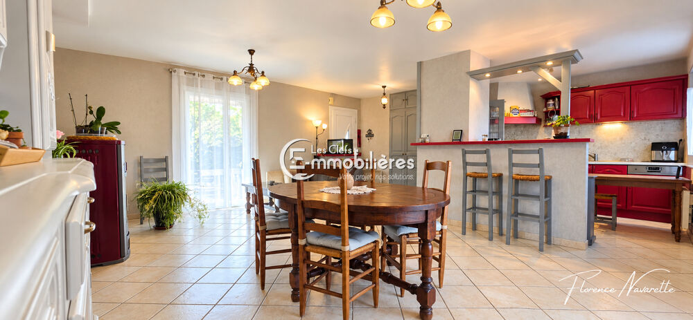 Vente Maison Maison plain-pied 3 chambres avec piscine au calme Saint germain du plain