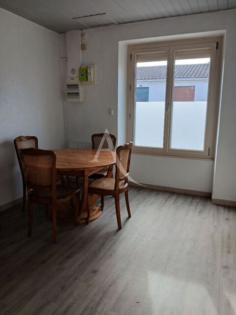  Maison � louer 3 pi�ces 65 m� Saint vincent sur graon