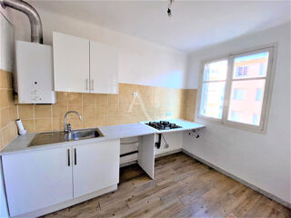  Appartement à louer 3 pièces 51 m²
