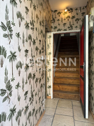  Immeuble à vendre 6 pièces 121 m²