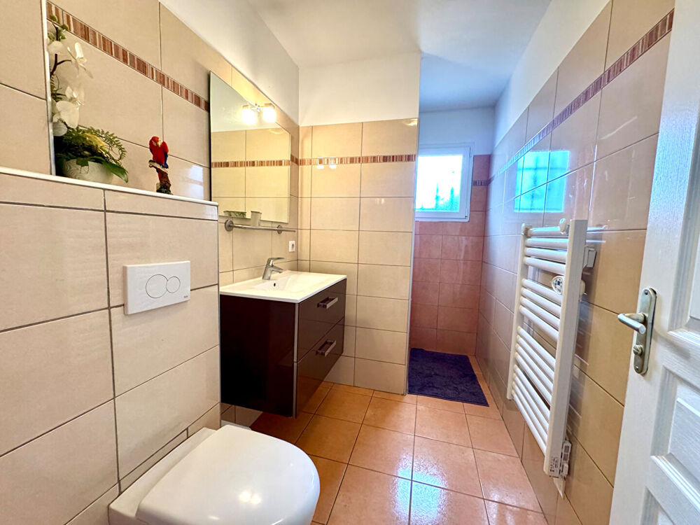 � vendre  Maison Saint-Cyr-sur-Mer (83270)