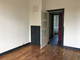  Appartement à louer 3 pièces 64 m²