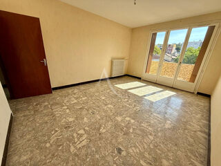  Appartement à louer 3 pièces 68 m²