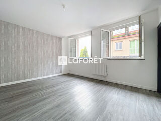  Appartement à louer 3 pièces 53 m²