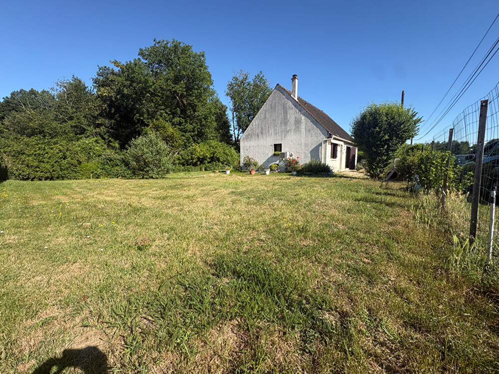 Maison de plain-pied avec 3 chambres sur un terrain arboré de plus de 750 m²