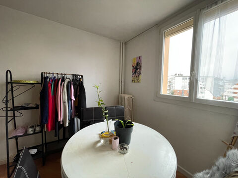  Appartement � louer 4 pi�ces 65 m�