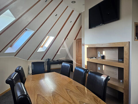 CENTRE D AFFAIRES  de 318 m 2  de bureaux, salle de réunion, cuisine 572000 62100 Calais