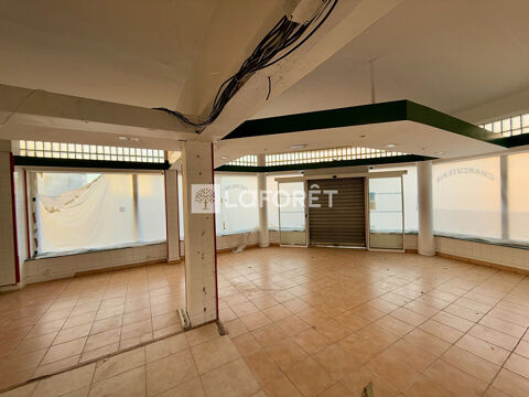 Local commercial Calais 231 m2 1400 62100 Calais