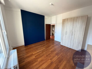  Appartement à louer 3 pièces 91 m²