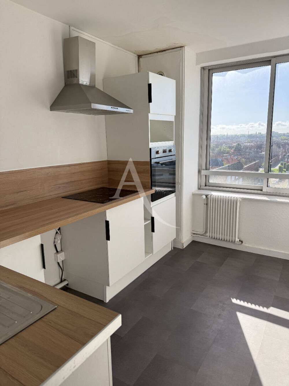 Location Appartement Appartement Roubaix  4 pièce(s) 92.57 m2 Roubaix