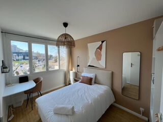  Appartement à louer 4 pièces 11 m²