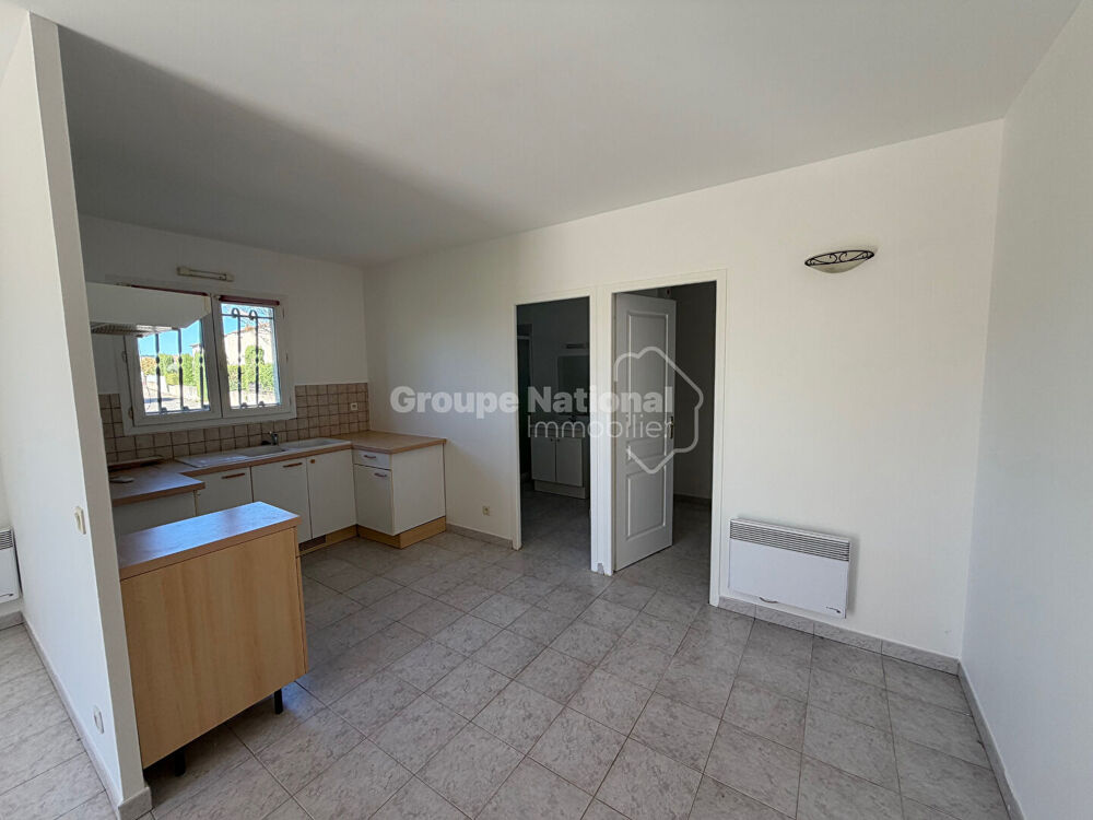 Clarensac Appartement duplex P3 avec jardin et garage indépendant