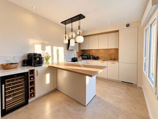  Maison à vendre 7 pièces 218 m²