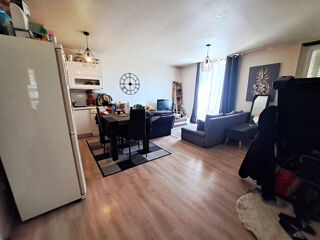  Immeuble à vendre 10 pièces 167 m²