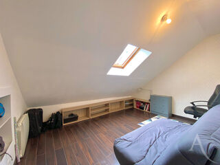  Appartement à louer 4 pièces 97 m²