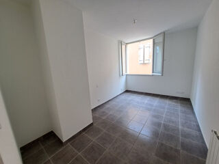  Appartement à louer 3 pièces 60 m²