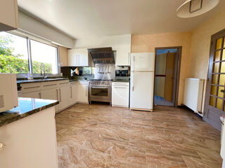  Maison � vendre 9 pi�ces 204 m�