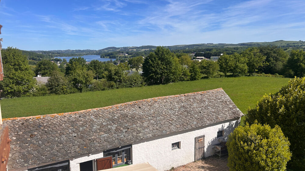 Bien rare en Aveyron : Ancien Couvent du XVIIIe Rénové en Grand Gîte & Bar Restaurant :
