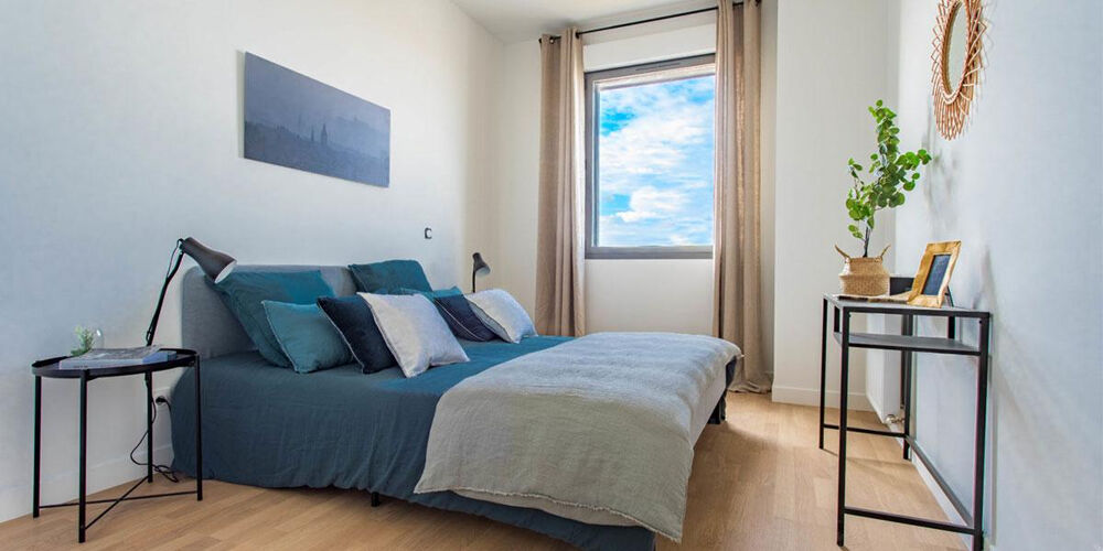 BEAU 5 PIÈCES DUPLEX - TERRASSE & PARKINGS - PROCHE RER A