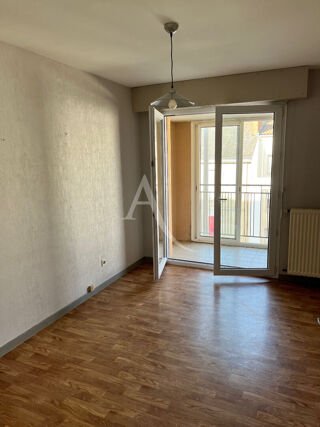  Appartement à louer 2 pièces 49 m²