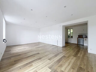  Appartement à louer 4 pièces 80 m²