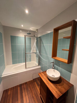  Appartement à louer 1 pièce 45 m²