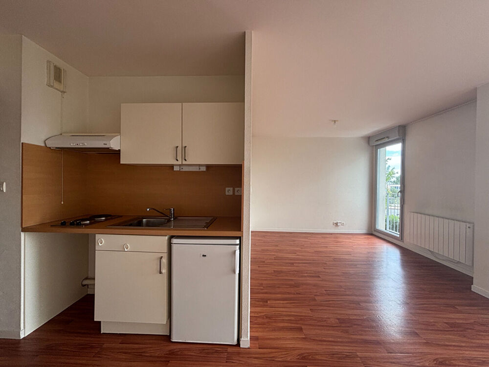 Vente Appartement Appartement Type 2 récent - 44 m² - Bourgs L'Evêque  - Libre Rennes