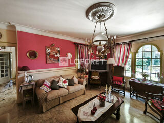  Maison à vendre 10 pièces 285 m²