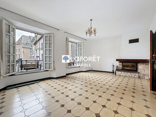  Immeuble à vendre 11 pièces 385 m²