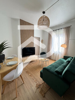  Appartement à louer 2 pièces 33 m²