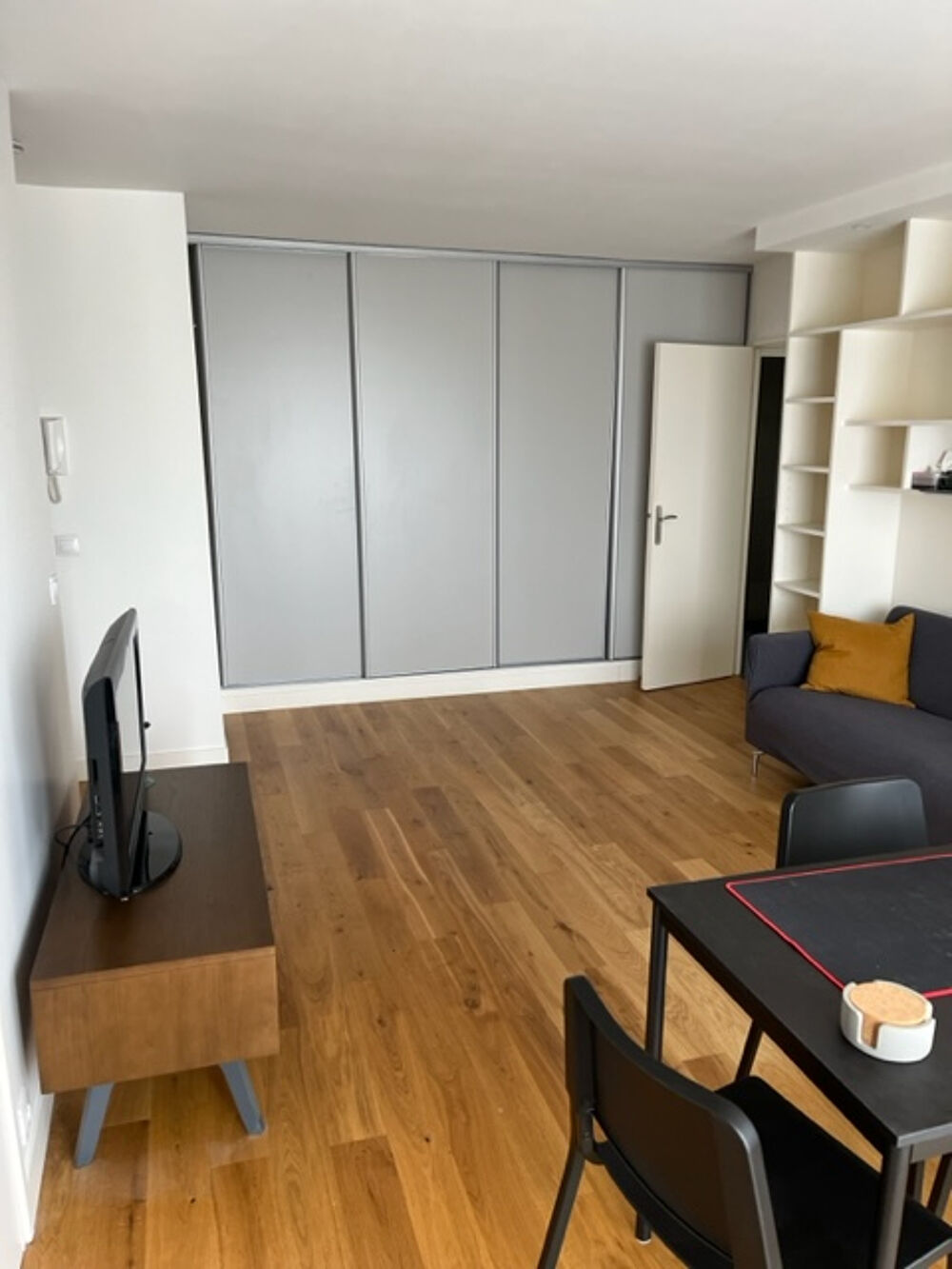 Location Appartement Appartement 2P meublé 47 m2 + balcon - Secteur NATION/PICPUS Paris 12
