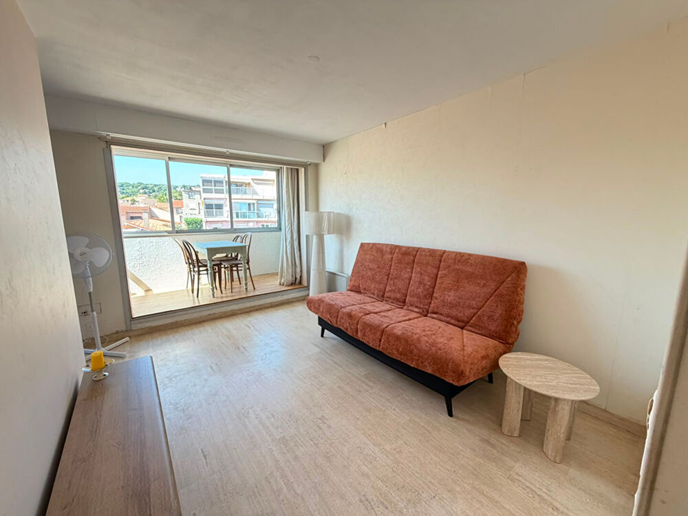 LOCATION DE SEPTEMBRE à JUIN -SETE - CORNICHE - APPARTEMENT T2