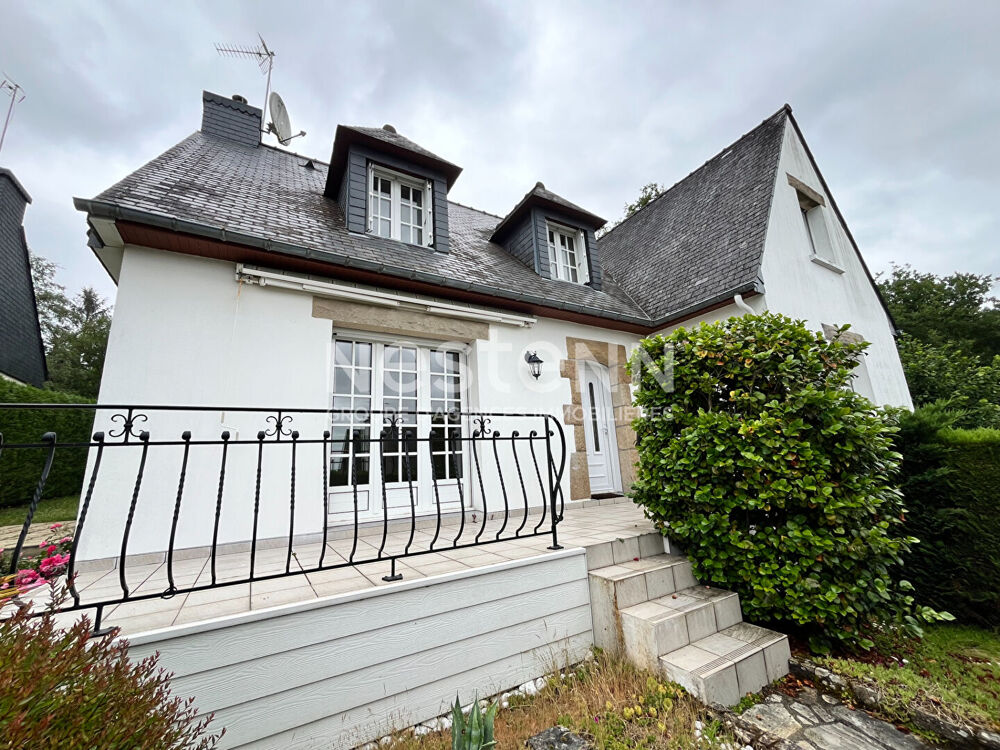 Maison Saint Ave de 5 chambres idéalement située aux portes de Vannes.