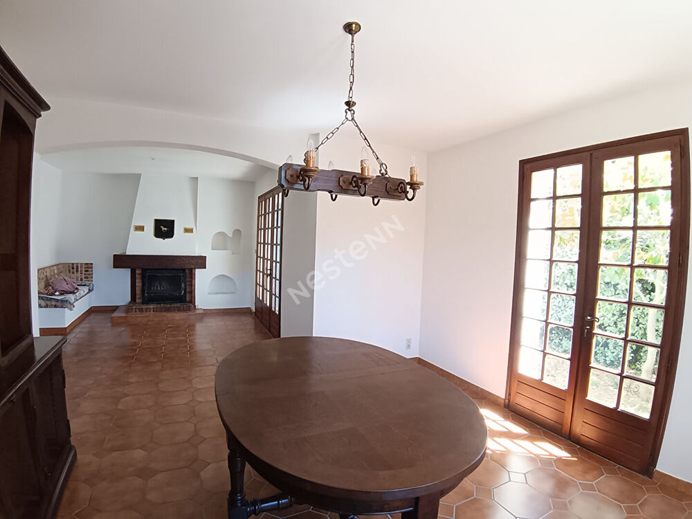 Vente Maison Six-fours Le BRUSC, villa indépendante T5 d'environ 100m² avec garage, sur une parcelle de 349m². Six fours les plages