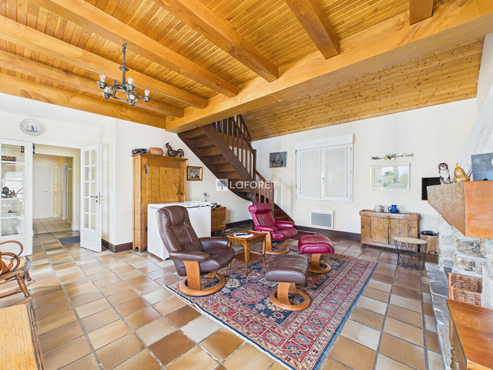 Maison Guengat 8 pièce(s) 200 m2