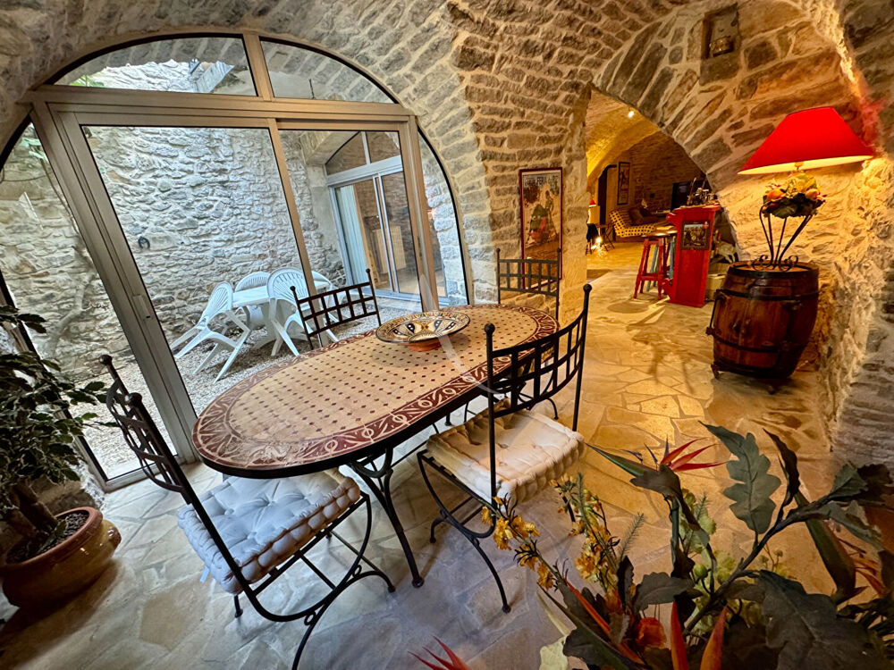 Maison Clarensac 5 pièce(s) 152 m2