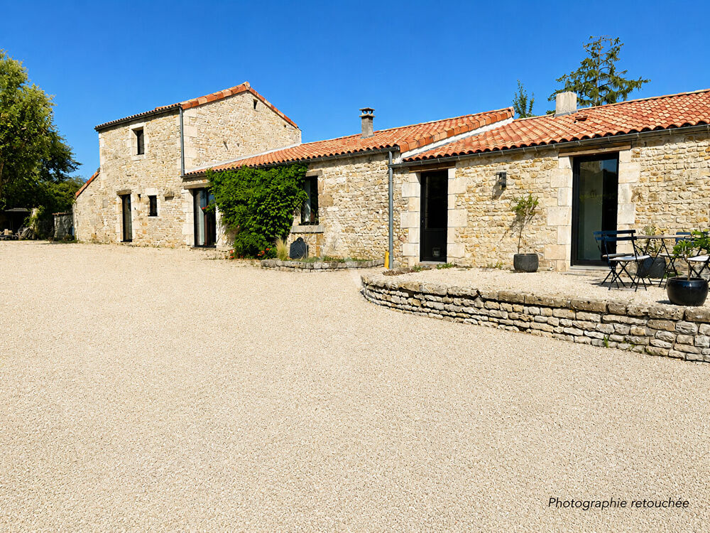 Longère élégante à 10 min de Fontenay le comte