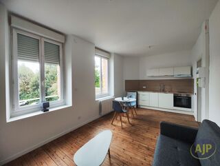  Immeuble � vendre 10 pi�ces 154 m�