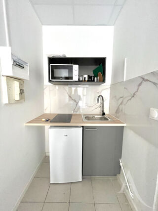  Appartement à louer 1 pièce 16 m²